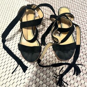 Splendid Black Sandals with Ankle Wrap Design